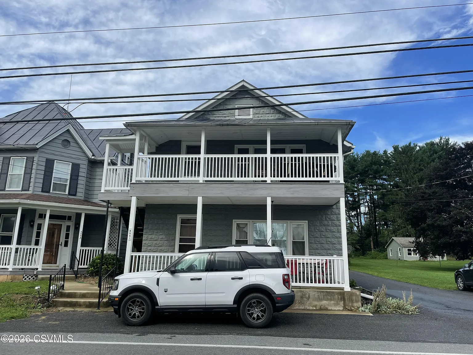 3 bed, 1000 sqft, $1,125 — Photo 2