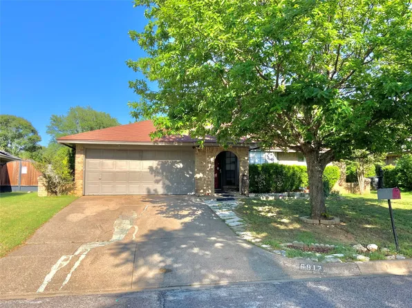 6917 Penhurst Dr, Fort Worth, TX 76133