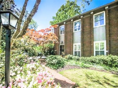 5245 Glenridge Dr, Sandy Springs, GA, 30342