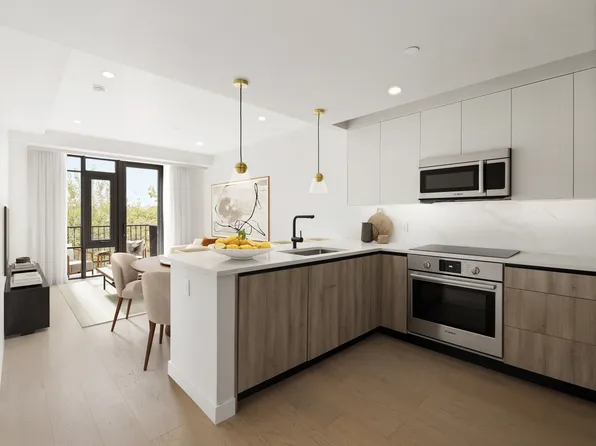 20-08 Steinway Street image 2 of 10