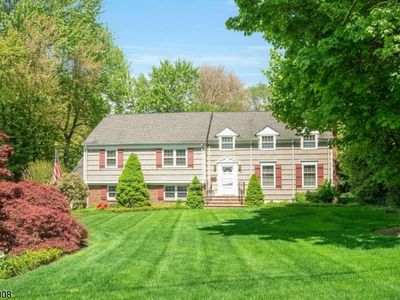 26 Rotary Dr, Summit, NJ, 07901
