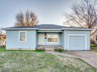 1818 Field Dr, Enid, OK 73703