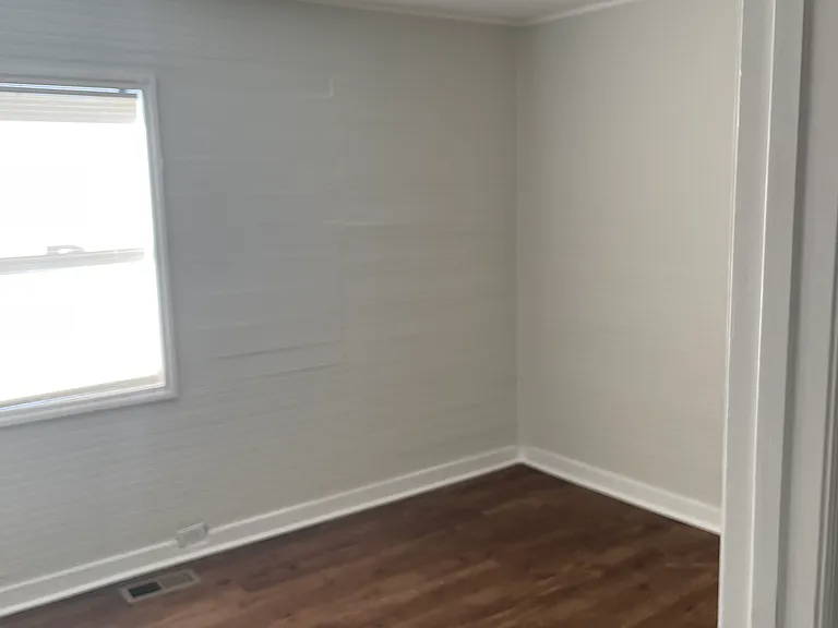 404 Macon St #B — Photo 5