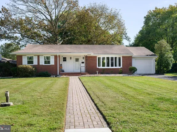 303 E Campus Ave, Chestertown, MD 21620