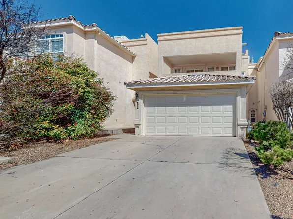 4916 Sereno Dr NE, Albuquerque, NM 87111