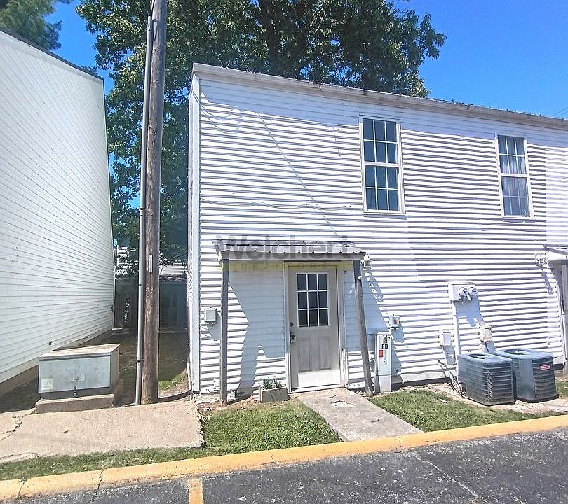 1st image of 114 N 7th St Unit 2