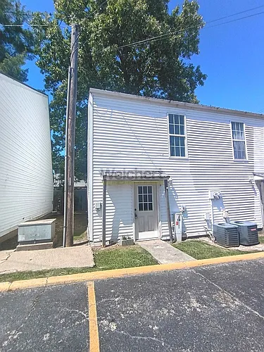 114 N 7th St Photo 1