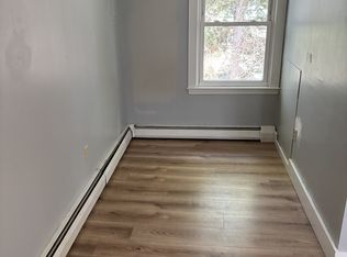 129 Rush Rd, Henniker, NH 03242