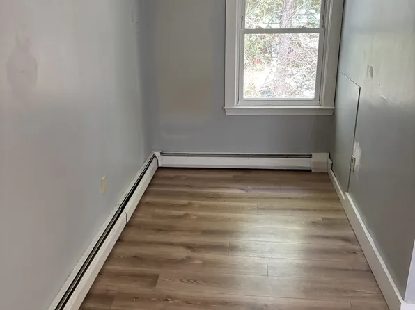 129 Rush Rd, Henniker, NH