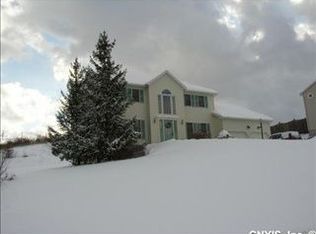 6009 Singletree Ln, Jamesville, NY 13078