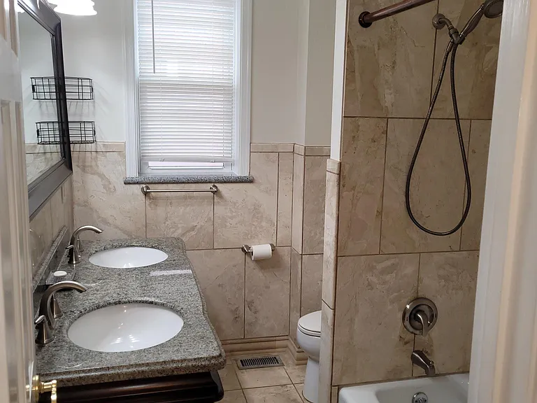 333 Folcroft St — Photo 12