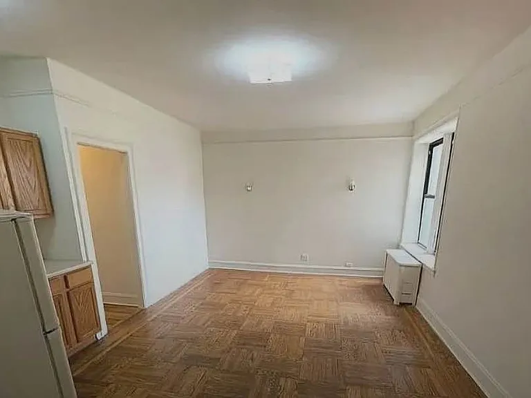 5916 Woodside Ave #2P — Photo 3
