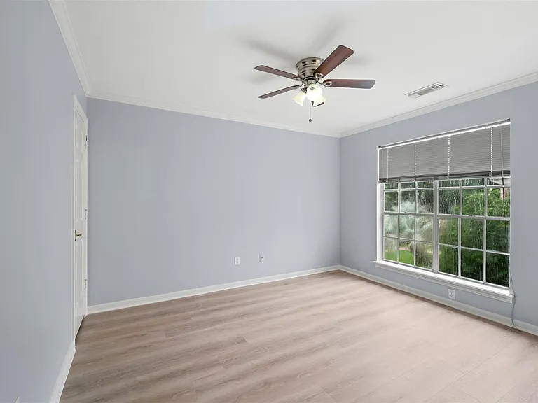 3622 Springhill Ln — Photo 5