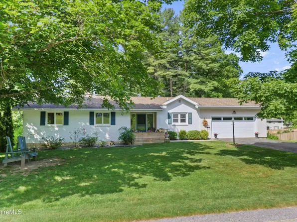 16 Trova Ter, Pittsfield, MA 01201