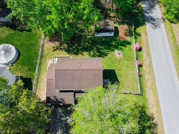 57 Briarwood Dr, Fredericksburg, VA 22405