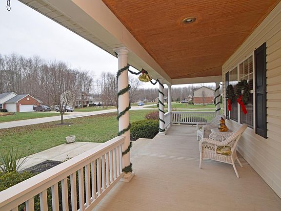3rd image of 3475 Winter Holly Dr