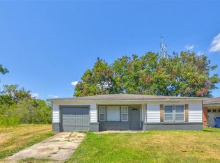 6614 Woodrow St, Texas City, TX 77591