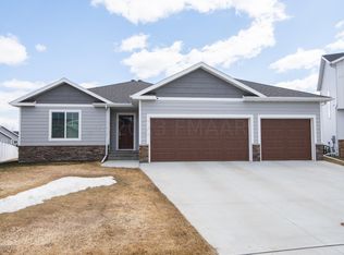 5319 8th St W, West Fargo, ND 58078