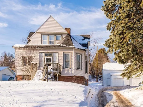 1821 E 1st St, Duluth, MN 55812