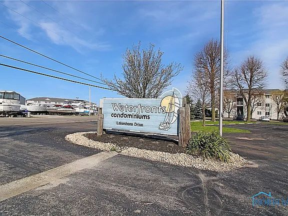 Waterfront Condo - Lakeshore Drive