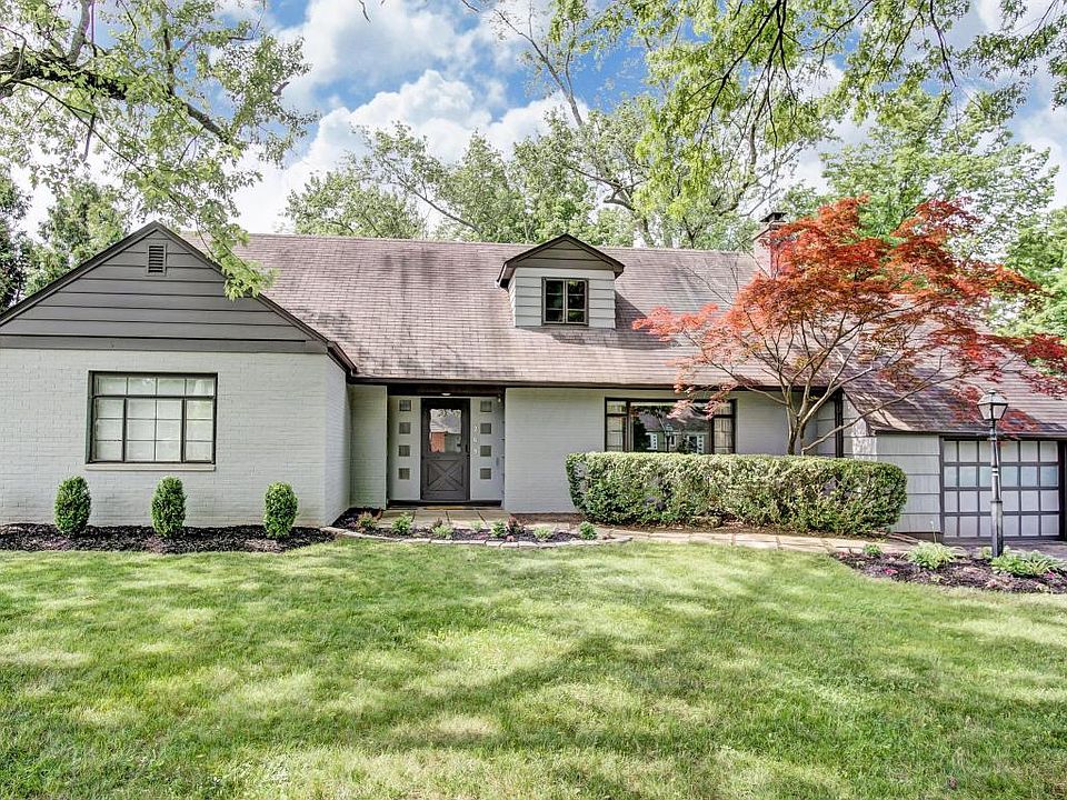 1st image of 269 Village Dr
