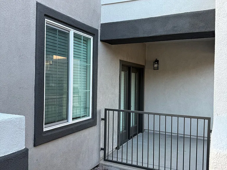 The Crest at Skyline — Photo 23