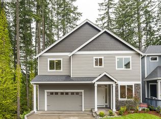 8261 SW Oldham Dr, Beaverton, OR 97007