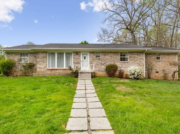 620 Fox Dr, Morristown, TN 37814