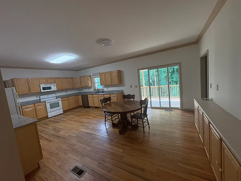 5786 Kanaday Rd — Photo 16