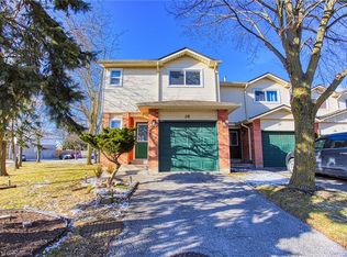 14 Derby St #28, Hamilton, ON L8W3T5