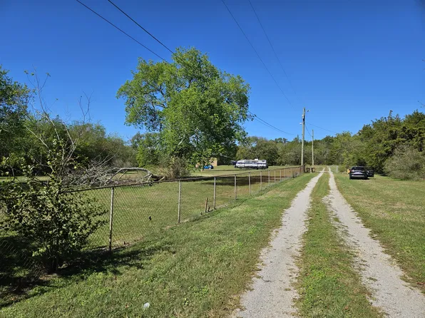 3961 Pheasant Dr, Nashville, TN 37218