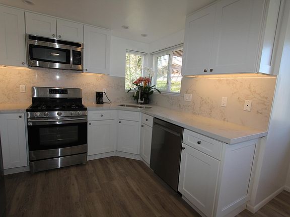 3rd image of 79461 Avenue 42 #B