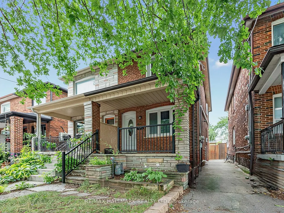 271 Atlas Ave #LOWER