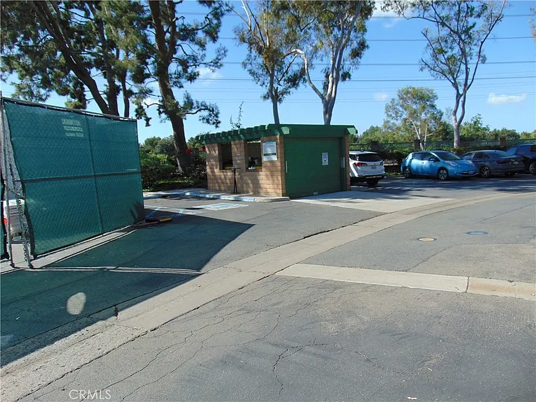 2203 Apricot Dr — Photo 27