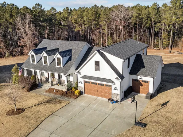 180 Elvenia Cir, Benson, NC 27504