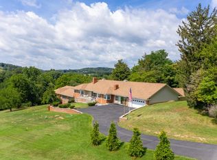 1406 Commerce Rd, Staunton, VA 24401