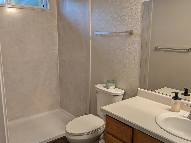 3604 Stingy Ln — Photo 9