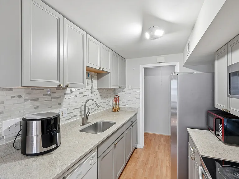 13 Fox Run Ct #C — Photo 4