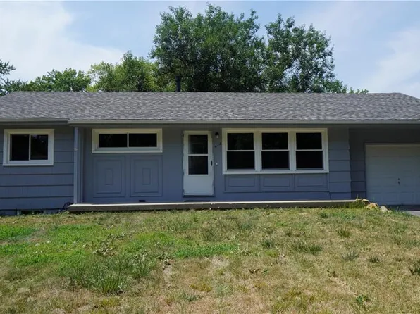 412 N 81st Ter, Kansas City, KS 66112