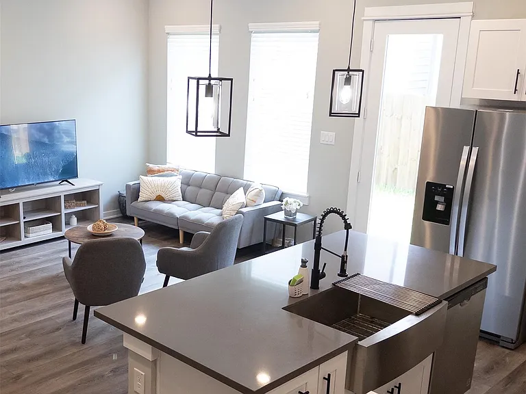 6713 Parker Grove Ln — Photo 6