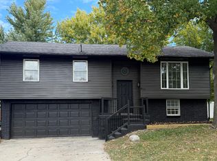 654 Cheyenne Dr, Lowell, IN 46356