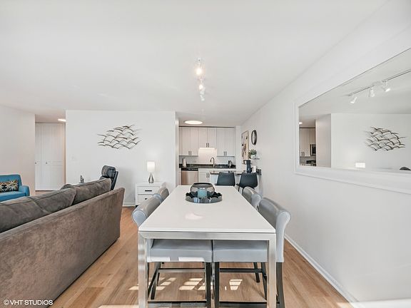 5th image of 4250 N Marine Dr APT 2433