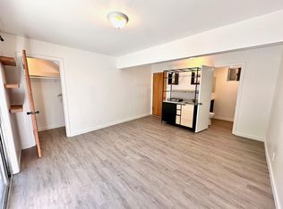 428 W Islay St #3, Santa Barbara, CA 93101