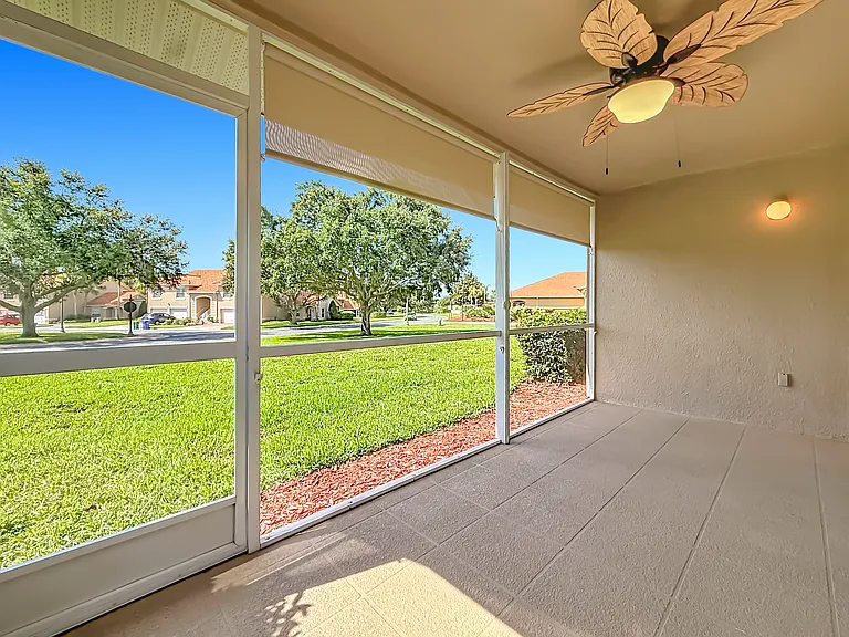 5281 Bowline Ct — Photo 33