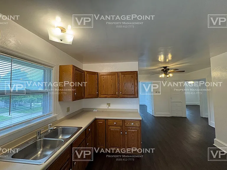 123 Oak St — Photo 13