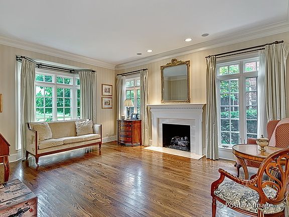 4th image of 513 W North St