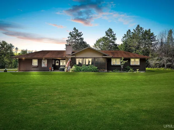 N16821 N Lake Ln, Pembine, WI 54156