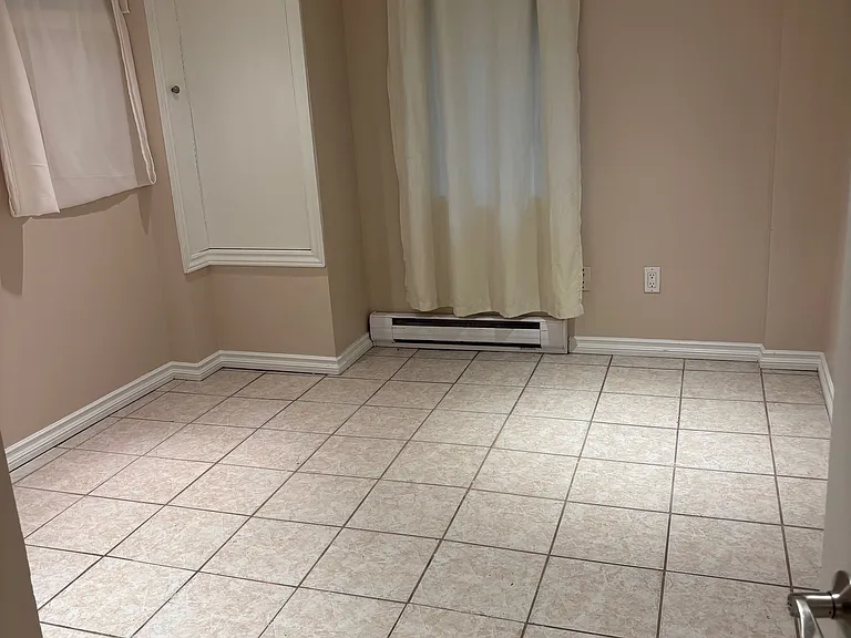 970 Avenue Rd #3 — Photo 10