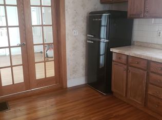 310 E Locust St, Bloomington, IL 61701