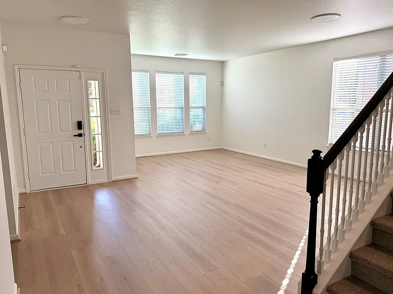 5530 Gable Meadows Dr — Photo 3